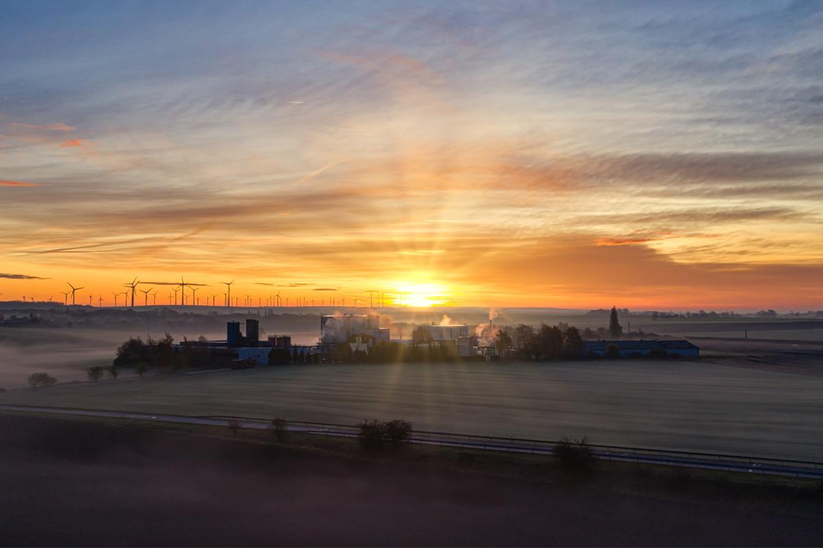 Firmensitz Voelpker bei Sonnenuntergang