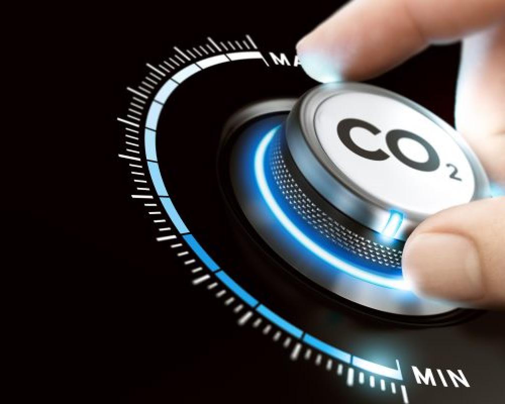Hand am CO2-Regler