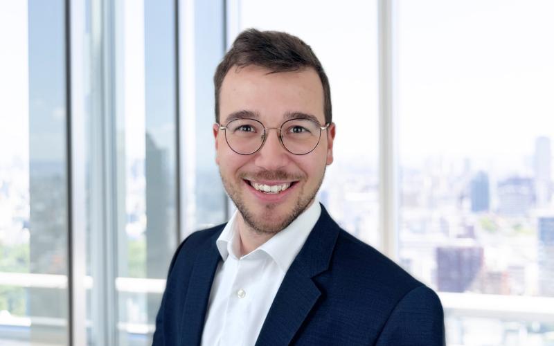 Portraitbild vom Autor Sebastian Stalf